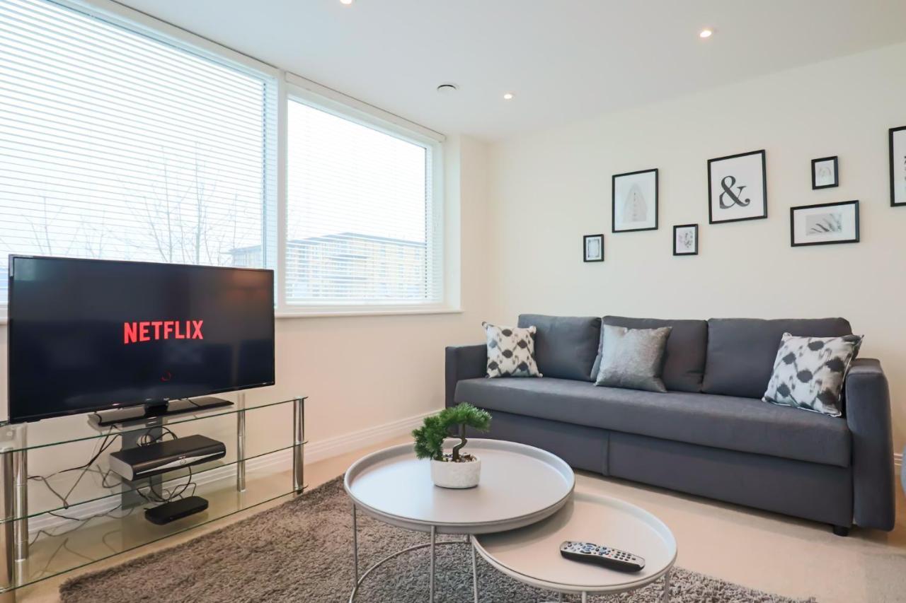 Portfolio Apartments - Welwyn Business Park Вэлвин Гарден Сити Экстерьер фото