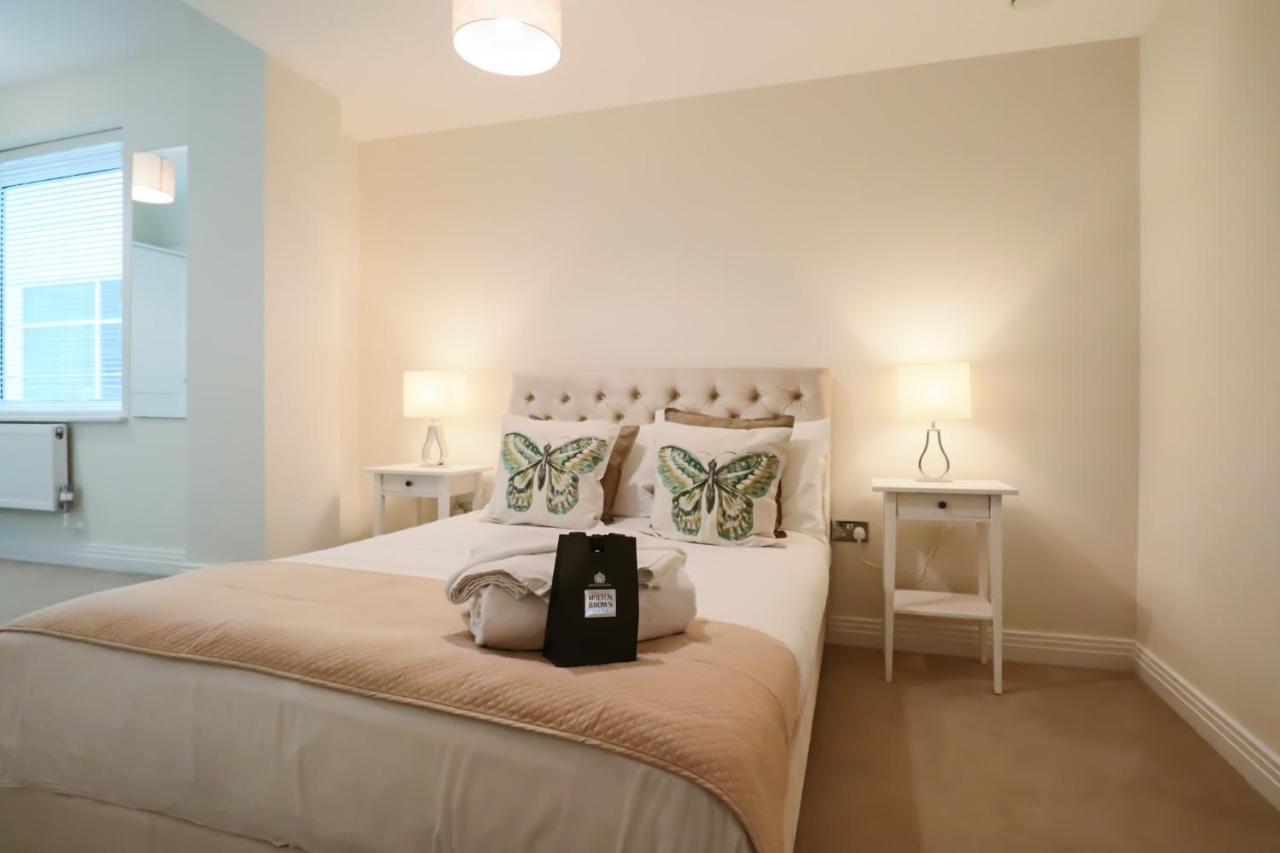 Portfolio Apartments - Welwyn Business Park Вэлвин Гарден Сити Экстерьер фото