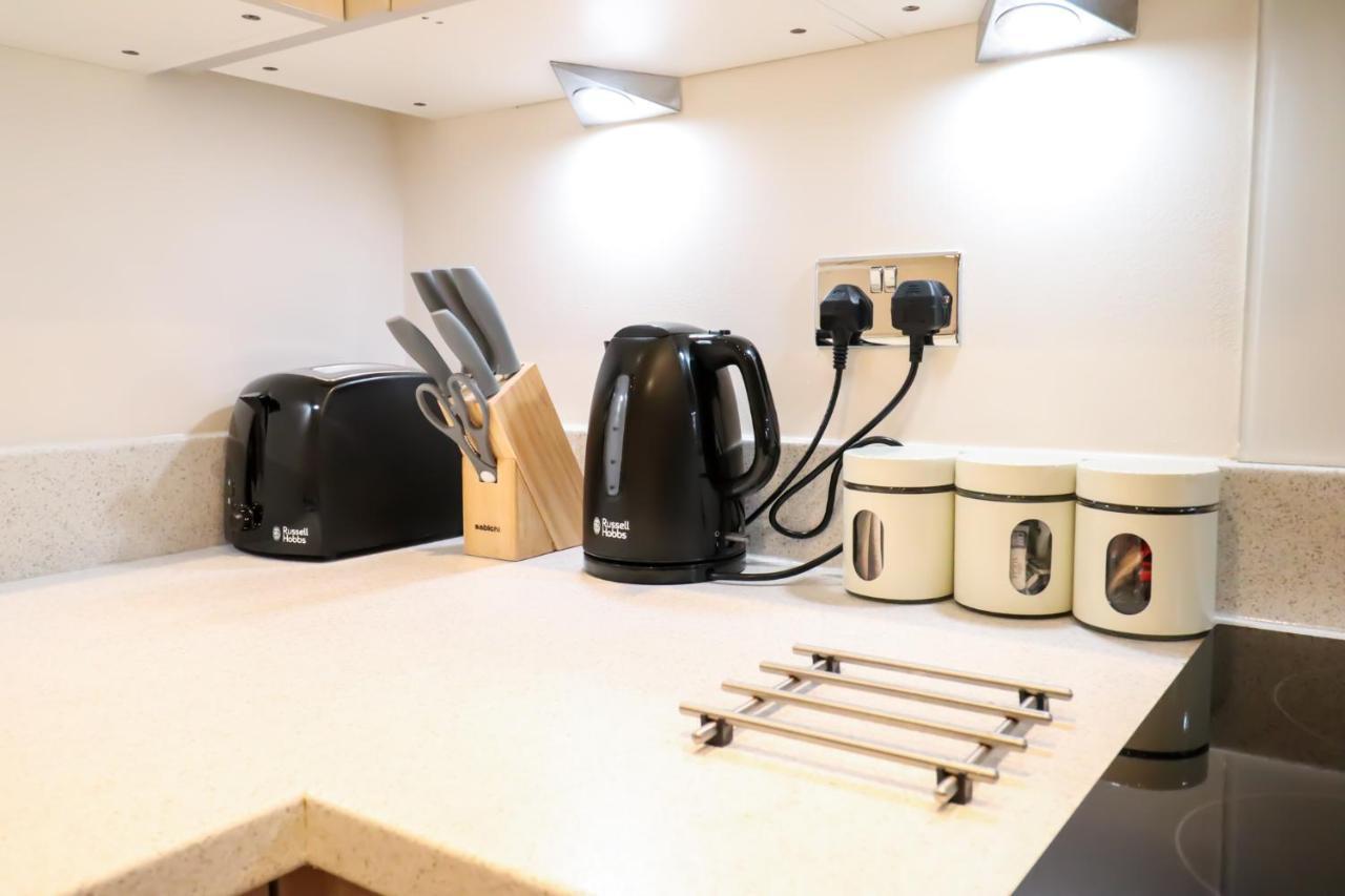 Portfolio Apartments - Welwyn Business Park Вэлвин Гарден Сити Экстерьер фото