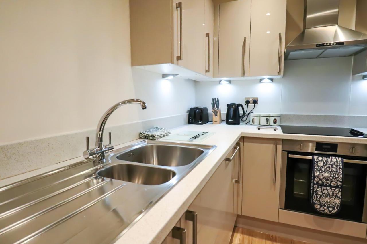 Portfolio Apartments - Welwyn Business Park Вэлвин Гарден Сити Экстерьер фото