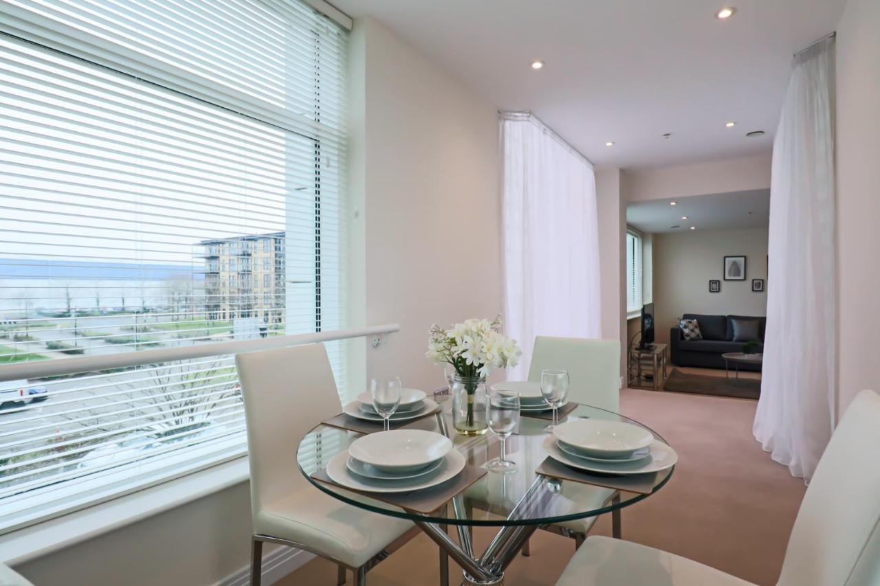 Portfolio Apartments - Welwyn Business Park Вэлвин Гарден Сити Экстерьер фото